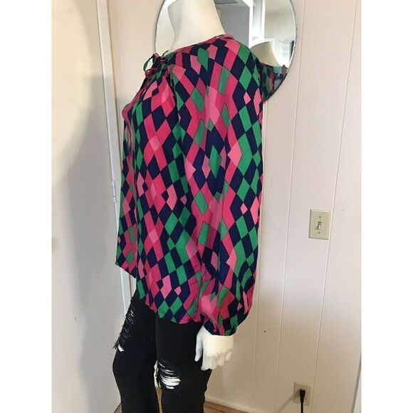 Disney Parks Womens Medium Escapada Living Pink Navy Origami Top Beaded NWT - Picture 3 of 11